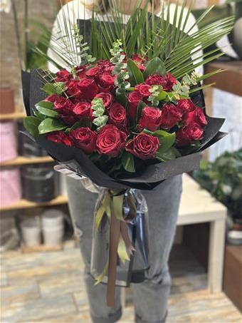İthal Kırmızı Gül Buketi 